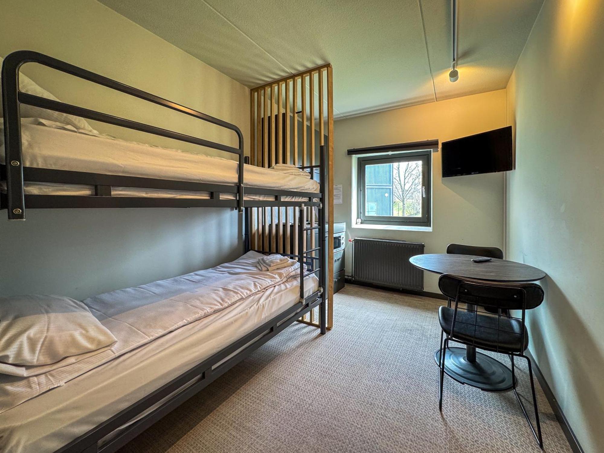 Joenkoeping Hotel Apartments מראה חיצוני תמונה